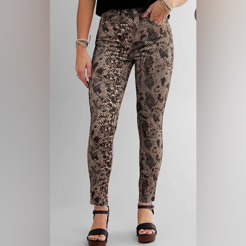 Free people/ we the freeSnakeskin Print Skinny Pants